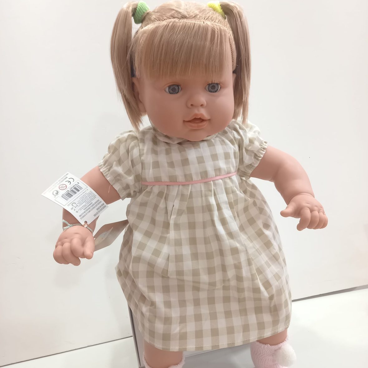 Boneca Chorona c/cabelo perfumada 65cm